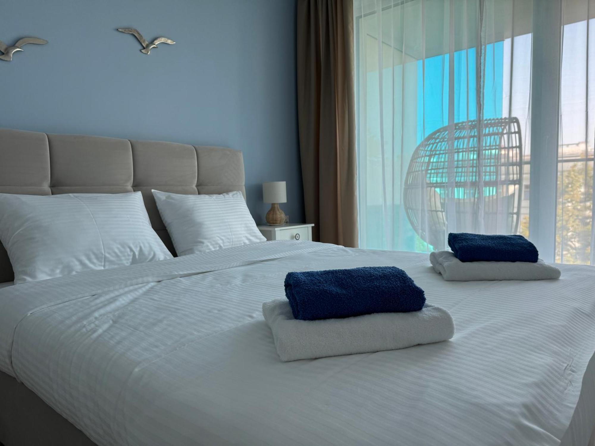 4Summer Kolobrzeg Apartamenty White Blue Sauna & Fitness & Parking 100 Metrow Do Pieknej Szerokiej Piaszczystej Plazy, Wspanialy Widok Z Duzego Tarasu! 100 Meter Zu Einem Schoenen Breiten Sandstrand, Herrliche Aussicht Von Einer Grossen Terrasse! Buitenkant foto